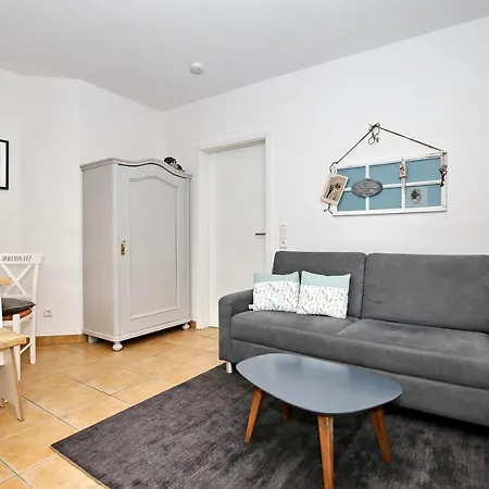 Ulmenschlosschen 03 Apartment Kuehlungsborn