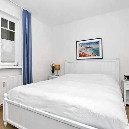 Apartment Ulmenschlosschen 03 Kuehlungsborn